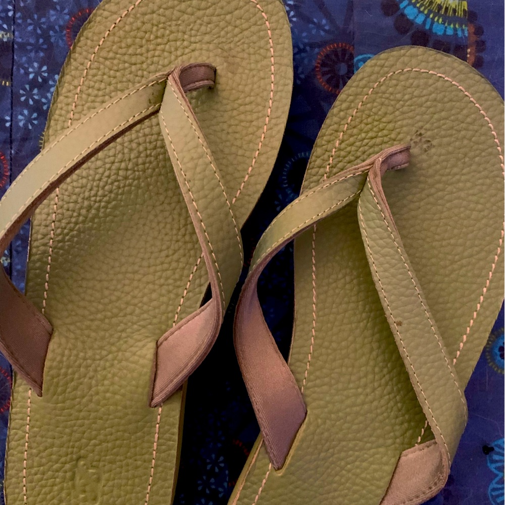 Loft slipper sandal